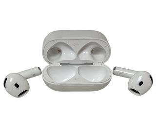 APPLE AIRPODS 4TH GEN W/CHARGING CASE EARBUDS - NON ACTIVE NOICE CANCELLATION